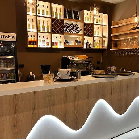 Kaan Hotel Radhima Kültér fotó