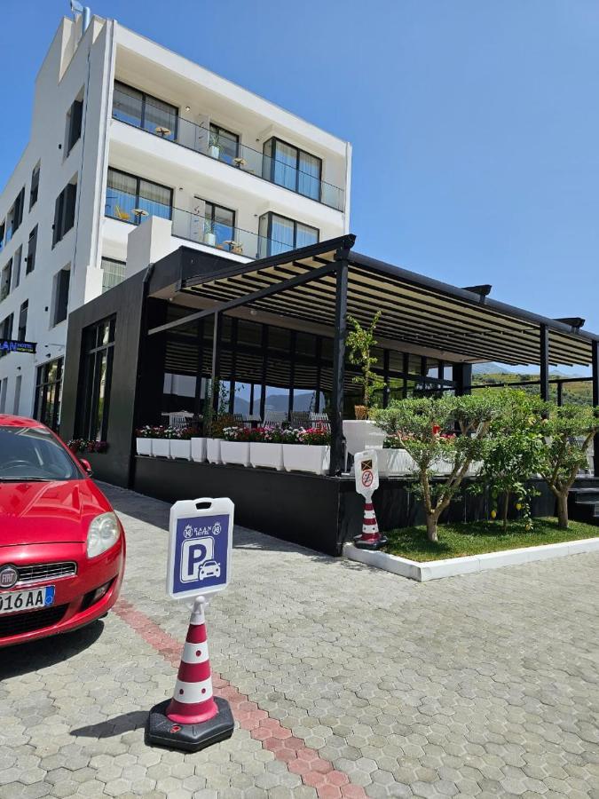 Kaan Hotel Radhima Kültér fotó