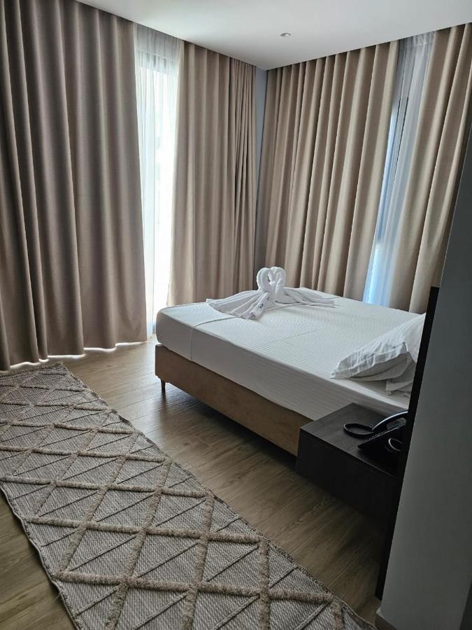 Kaan Hotel Radhima Kültér fotó