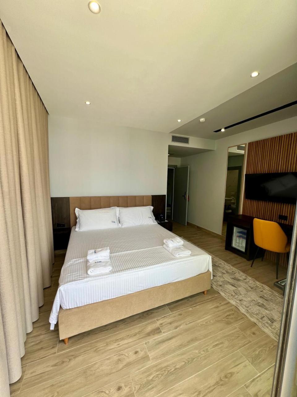 Kaan Hotel Radhima Kültér fotó